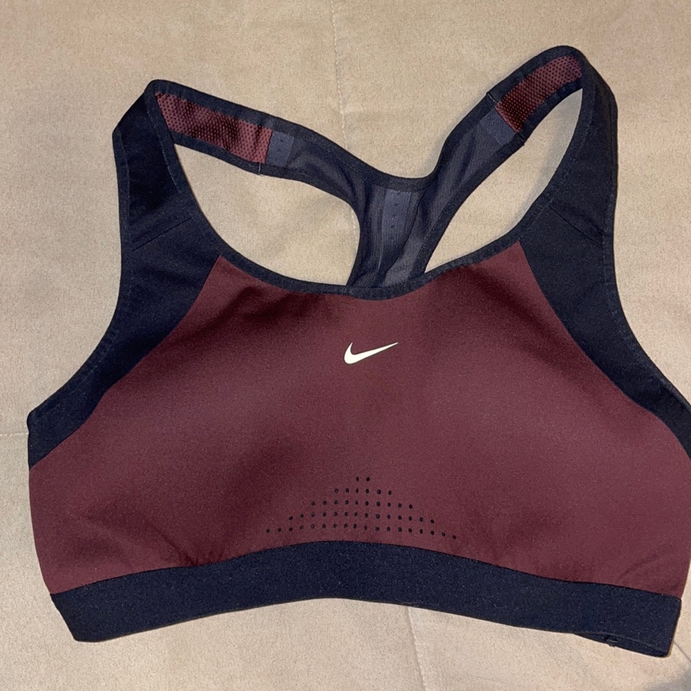 Nike dry-fit sports bra